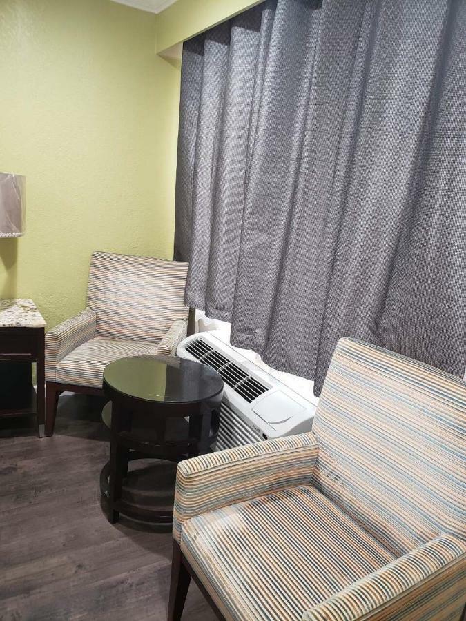 Signature Inn Oakland Exteriör bild
